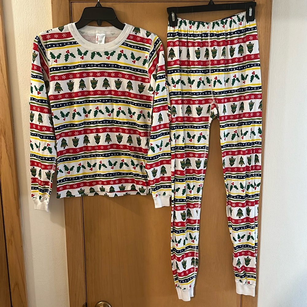 Hanna Andersson Big Kids Holiday Holly Tree Print Pajama Set Size 14-16 (160)